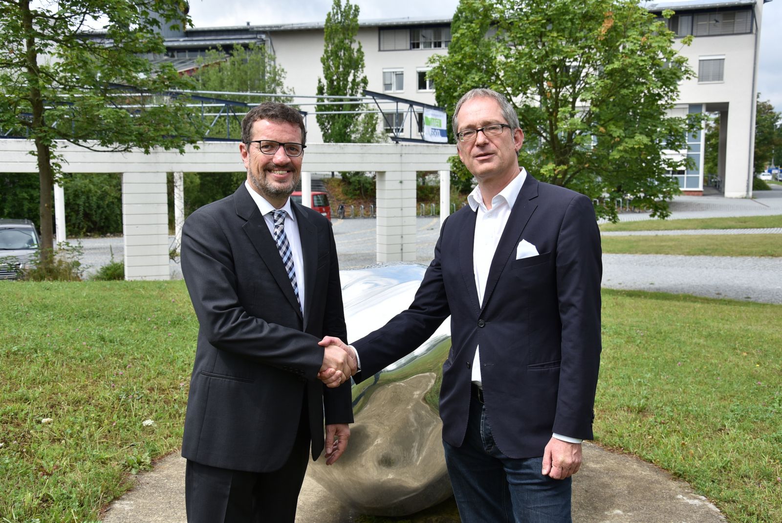 Prof. Dr. Stefan Leible, Universität Bayreuth mit audimax Herausgeber Oliver Bialas